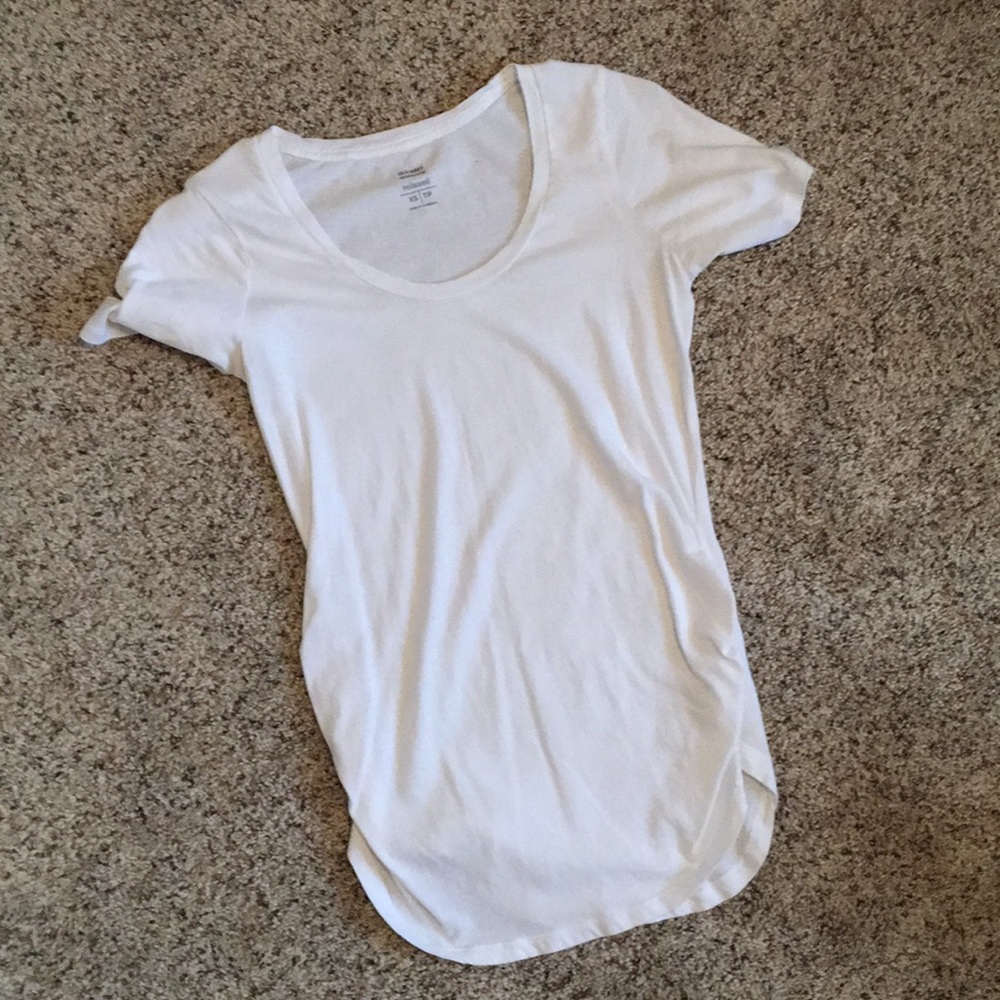 Old Navy Maternity Tee